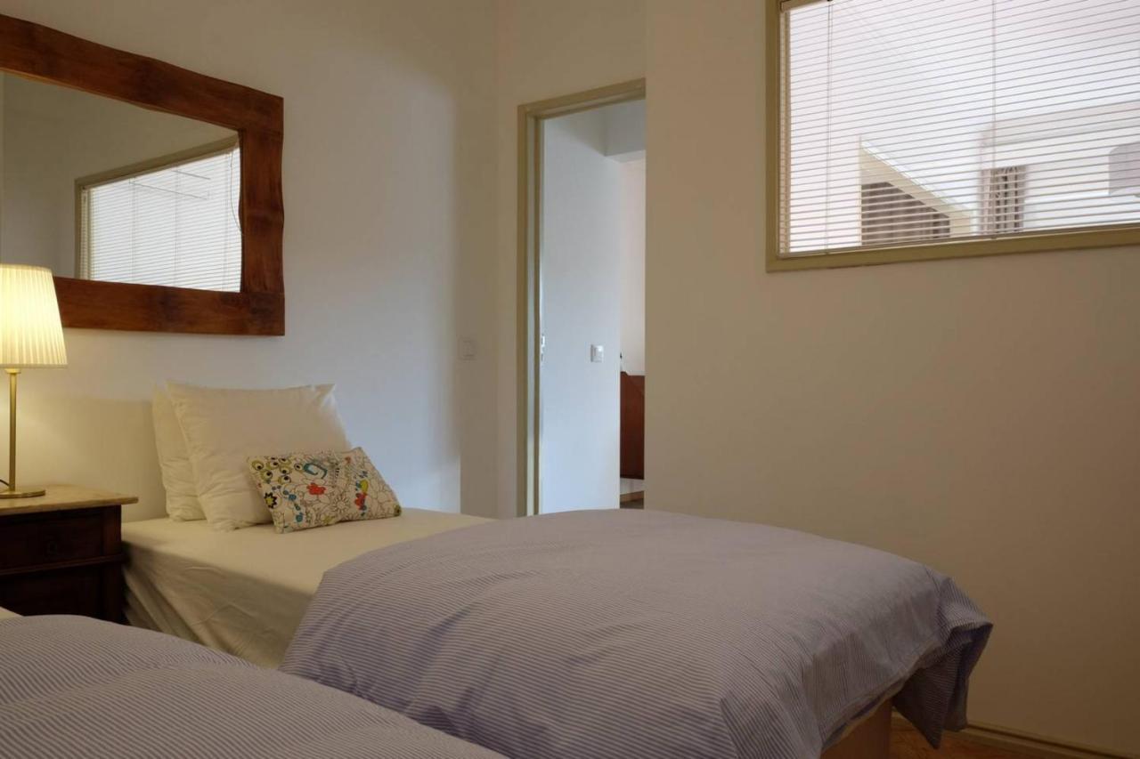 Central 2 Bedroom Apt W/Garden And Pantheon Views Lisboa Exterior foto